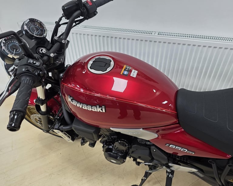 Kawasaki Z650RS