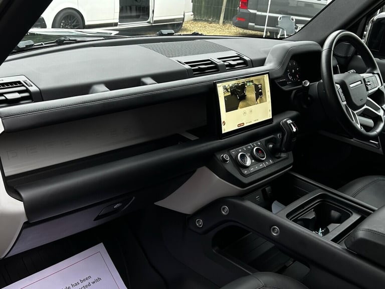 2023 Land Rover Defender 3.0 D250 MHEV HSE Hard Top SUV 3dr Diesel Auto 4WD SWB Euro 6 (s/s) (250...