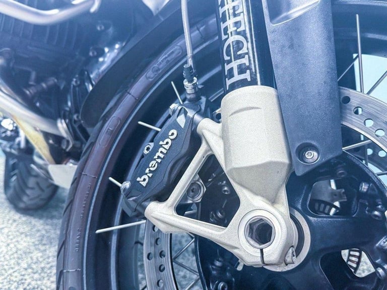 2022 22 BMW R 1250 GS ADVENTURE 1250 TE - FULL LUGGAGE - FSH