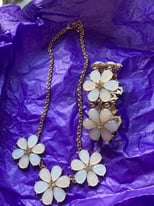 image for Necklace and Bracelet Set