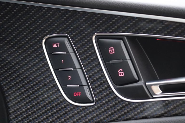 Audi RS6 Avant 4.0 TFSI V8 Performance Tiptronic quattro 2016 - STUNNING SPEC 