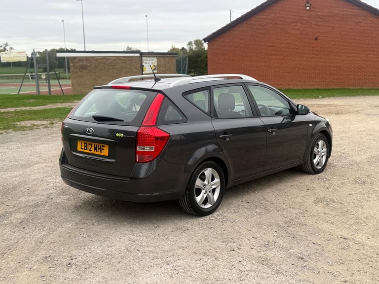 2012 Kia Ceed 1.6 CRDi EcoDynamics 2 Sports Wagon Euro 5 (s/s) 5dr ESTATE Diesel Manual