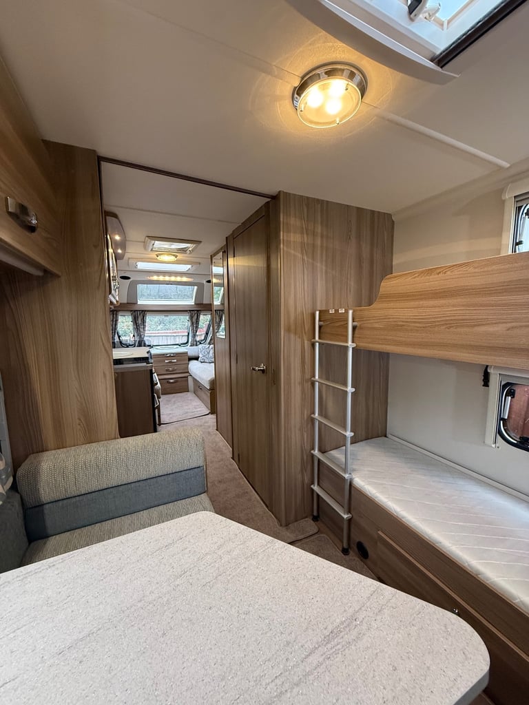 Swift charisma 565 6 berth 2016 top of the range spec
