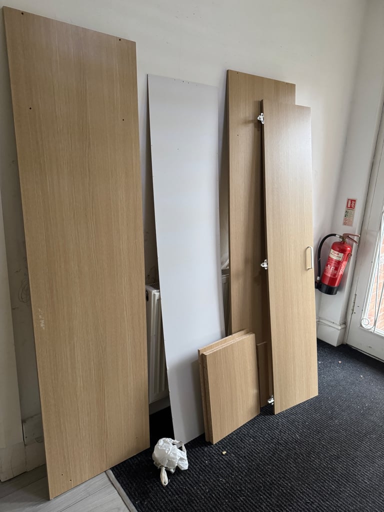 Single wardrobe, Like new