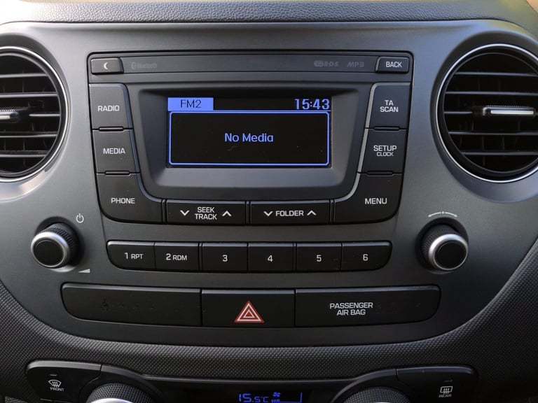 2017 Hyundai i10 1.0 Premium Euro 6 5dr HATCHBACK Petrol Manual
