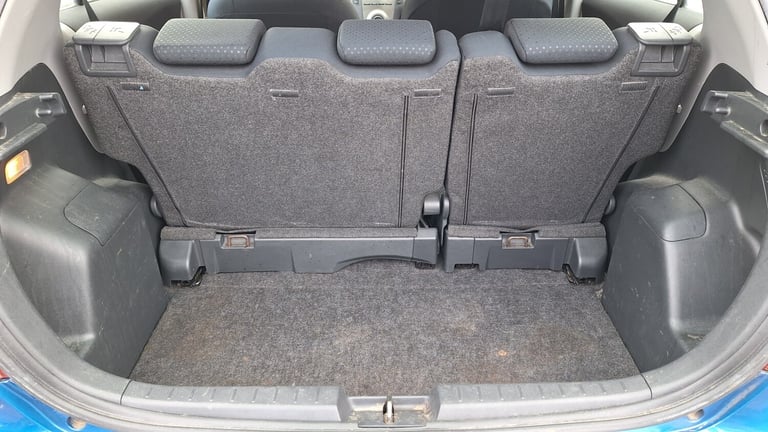 2010 Toyota Yaris 1.4 D-4D Diesel TR 5-Door From £3,195 + Retail Package HATCHBACK Diesel Manual