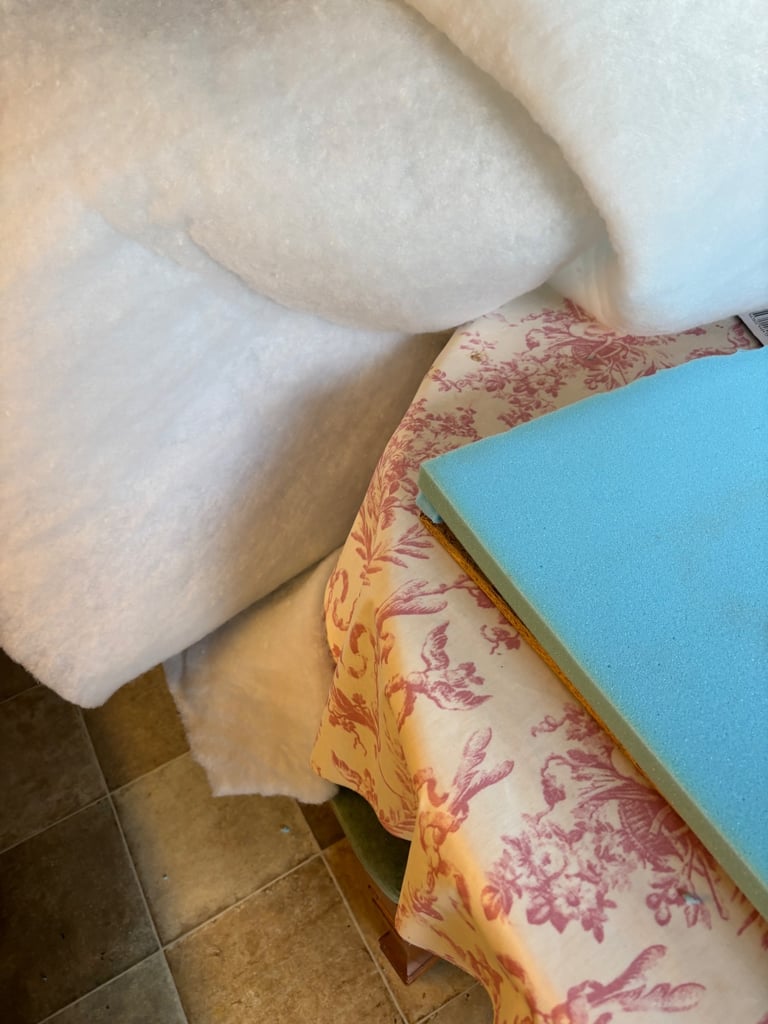 Gorgeous French Style Oak Dining Table & Chairs