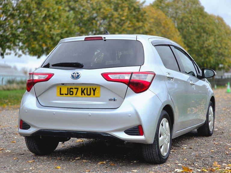 2023 Toyota Yaris 1.5 VVT-h Icon E-CVT Euro 6 (s/s) 5dr Petrol/Electric Hybrid Automatic