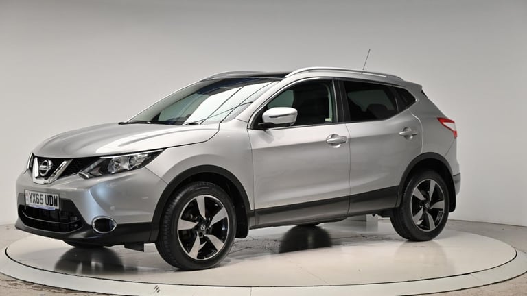 2015 Nissan Qashqai 1.6 dCi n-tec+ XTRON 2WD Euro 6 (s/s) 5dr HATCHBACK Diesel Automatic