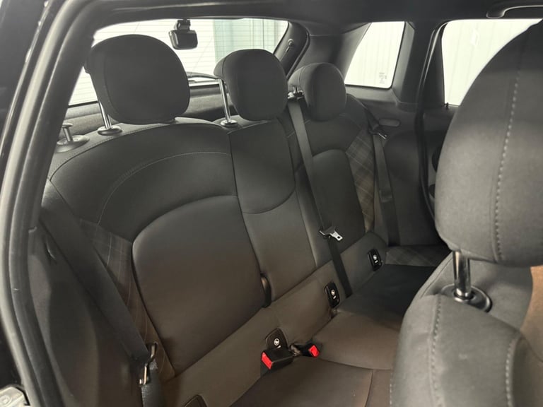 2019 MINI Hatch 2.0 Cooper S Sport Steptronic Euro 6 (s/s) 5dr HATCHBACK Petrol Automatic