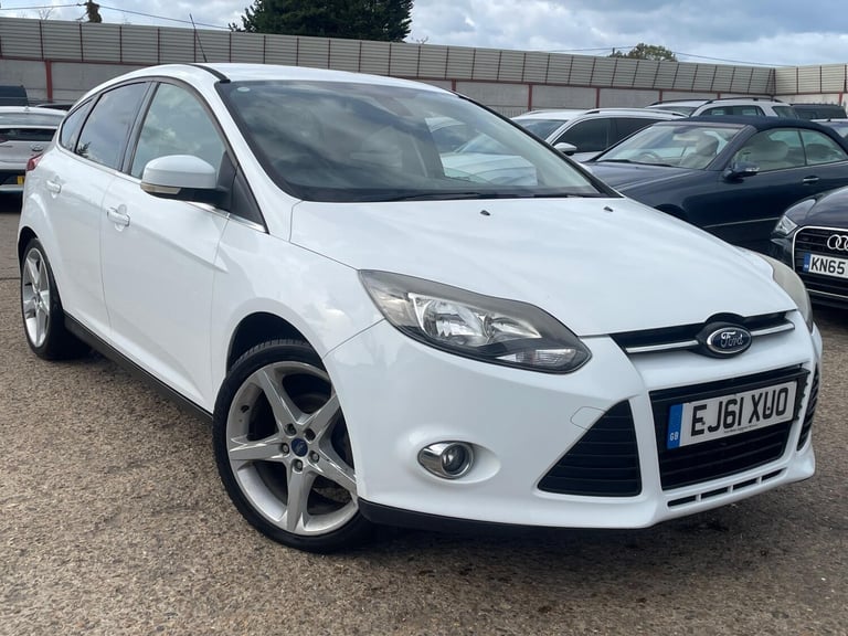 2011 Ford Focus 1.6 Titanium Euro 5 5dr HATCHBACK Petrol Manual