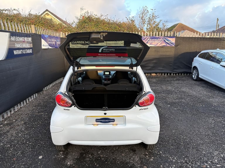 2011 Toyota AYGO 1.0 VVT-i Hatchback Petrol Manual
