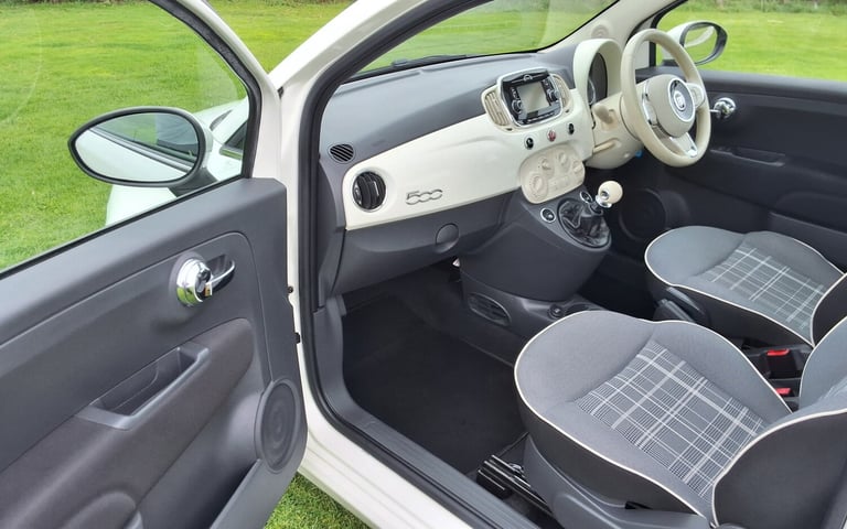 2015 Fiat 500 1.2 Lounge 3dr HATCHBACK Petrol Manual