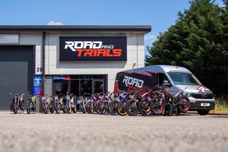 2025 Zontes ZT125-GK BRAND NEW 125cc SPORTS CAFE COMMUTER FROM ROAD AND TRIALS