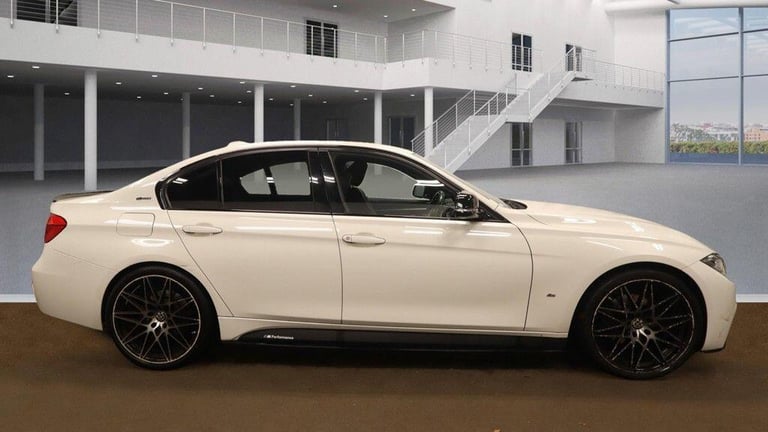 2018 BMW 3 Series 330e M Sport 4dr Step Auto SALOON PETROL/ELECTRIC Automatic