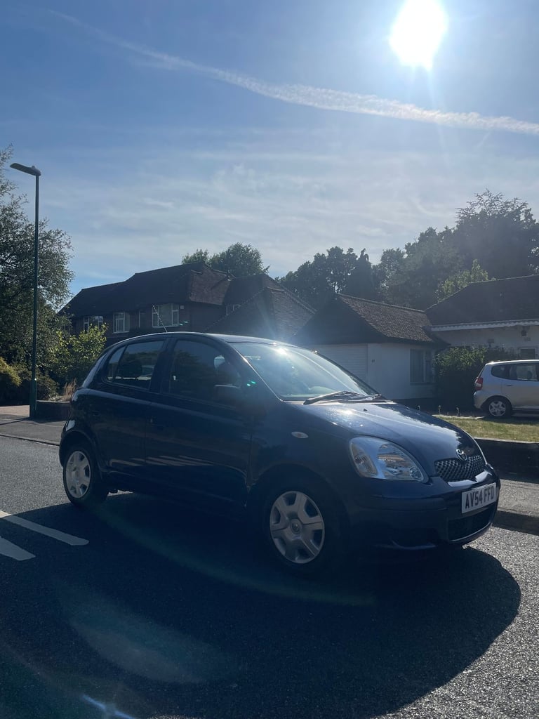 *12 MONTHS MOT, FTSH & ULEZ COMPLIANT* Toyota, YARIS, Hatchback, 2004, Manual, 1298 (cc), 5 doors