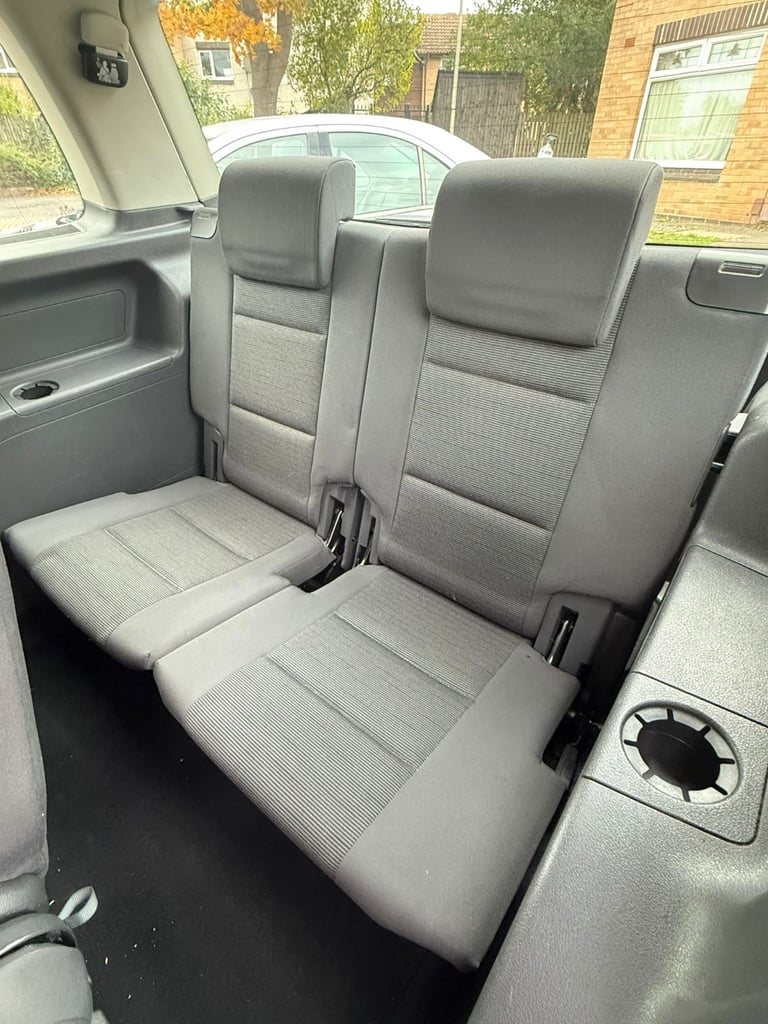 Volkswagen, TOURAN, MPV, 2010, Manual, 1896 (cc), 5 doors