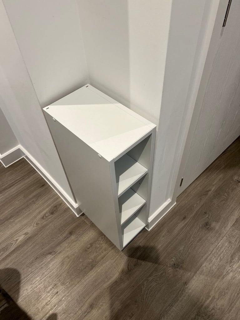 image for Standing shelf 
