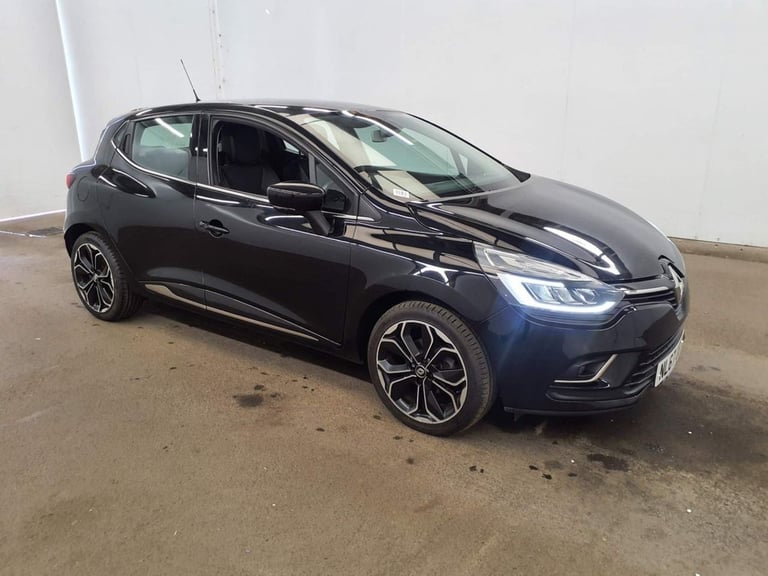 image for 2017 Renault Clio 0.9 Petrol (TCE), Dynamique S, Nav, Hatchback, 5 Door, Manual, Euro 6. Hatchbac...
