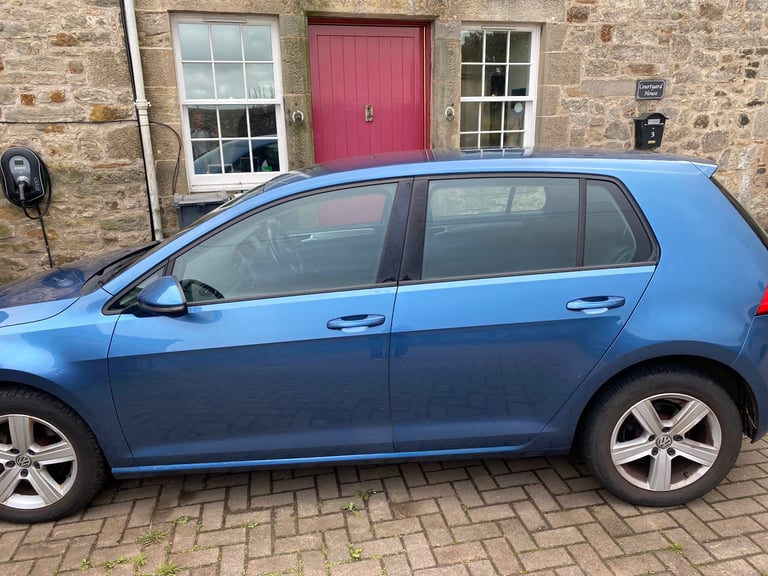 Volkswagen, GOLF, Hatchback, 2015, Manual, 1598 (cc), 5 doors