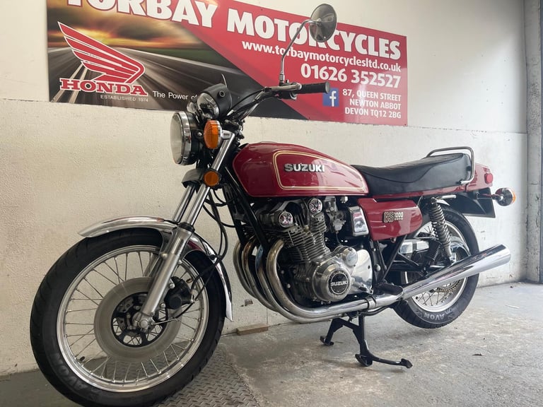 SUZUKI GS1000 DOHC CLASSIC IN RED 1979 TAX & MOT EXEMPT 1979 T REG
