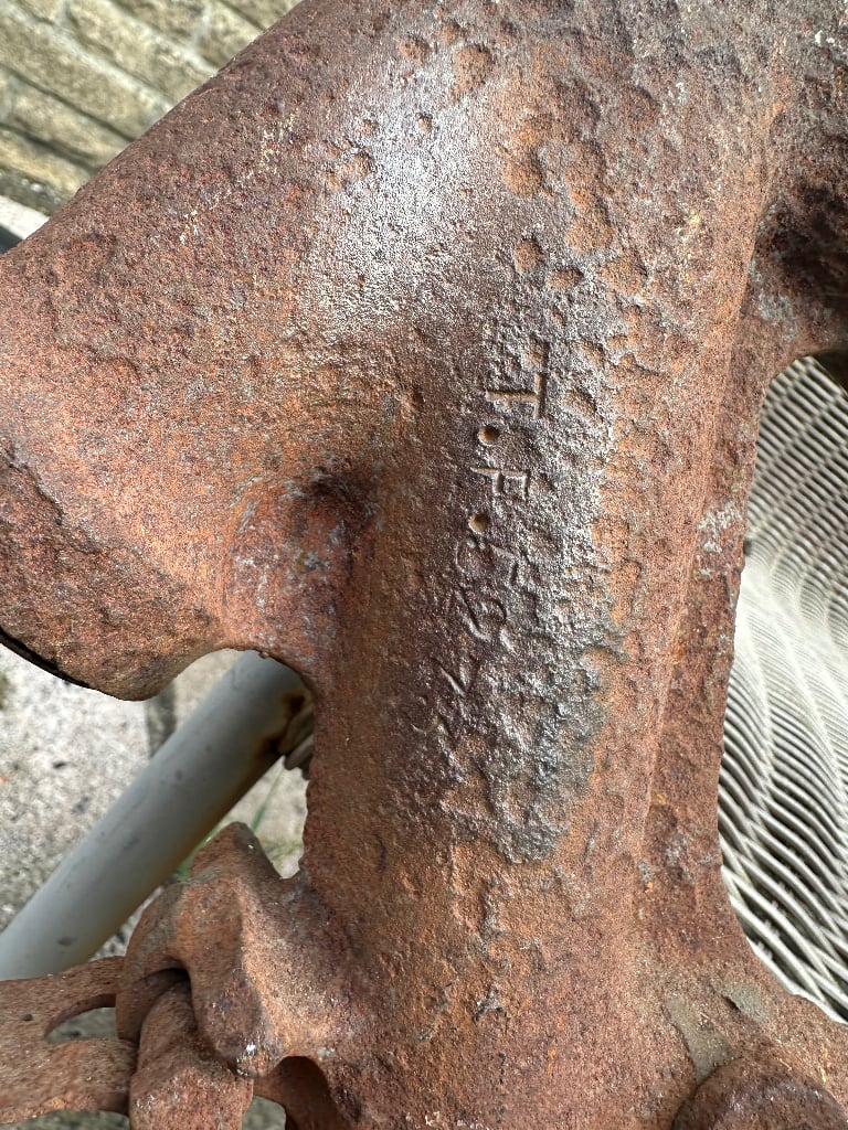 Triumph 1940’s frame with number