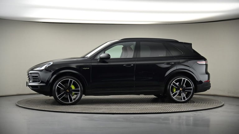 2022 Porsche Cayenne 3.0 V6 E-Hybrid 17.9kWh Platinum Edition TiptronicS 4WD Euro 6 (s/s) 5dr (3 ...