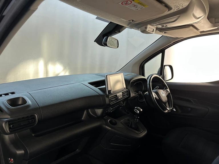 2022 Vauxhall Combo Life 1.5 Turbo D SE Euro 6 (s/s) 5dr (7 Seat) MPV Diesel Manual
