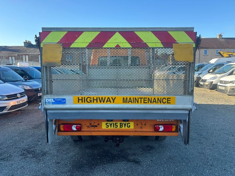 2015 Renault Master 125.35 dCi Chassis Cab SGLCAB TIPPER CHASSIS CAB Diesel Manual