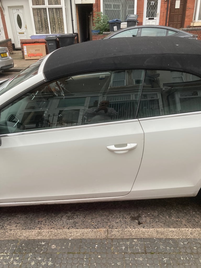Volkswagen, GOLF, Convertible, 2012, Manual, 1968 (cc), 2 doors