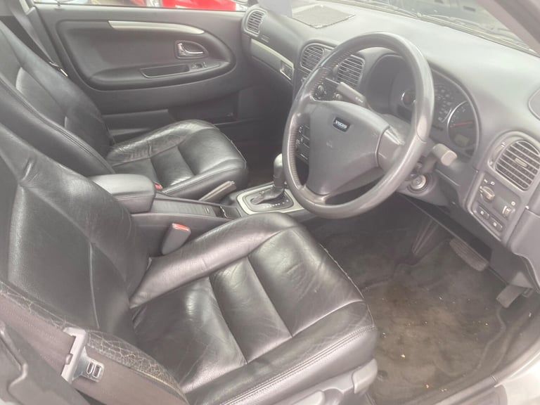 2004 Volvo S40 1.8 Sport 4dr Auto [122bhp] SALOON PETROL Automatic