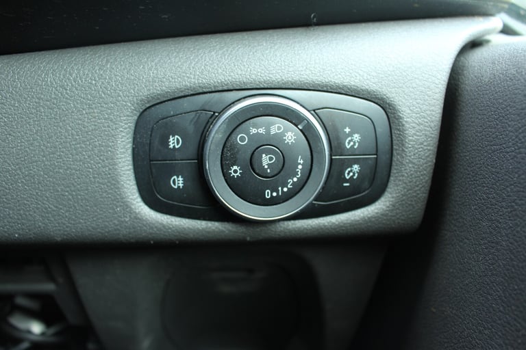2023 Ford Transit Custom 2.0 300 EcoBlue Limited Panel Van 5dr Diesel Manual L2