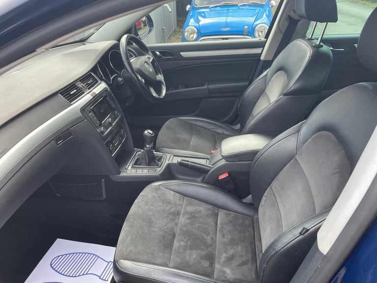 2014 Skoda Superb 2.0 TDI CR 140 SE Business 5dr ESTATE DIESEL Manual