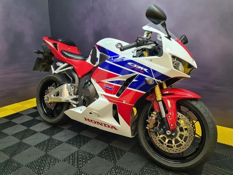 Honda CBR 600 RR 2016 Excellent Condition Standard Bike