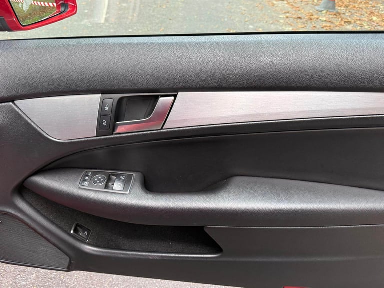 Mercedes-Benz, C CLASS, Coupe, 2011, Semi-Auto, 2143 (cc), 2 doors