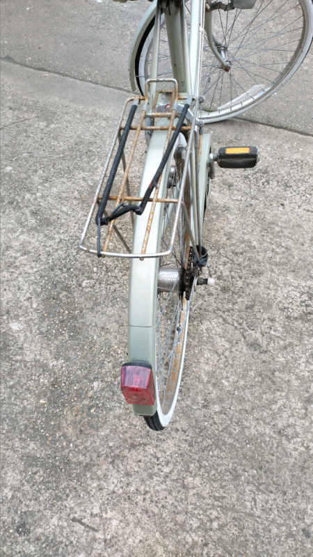 1985 raleigh caprice dutch loop bicycle step over ladies. free loc del