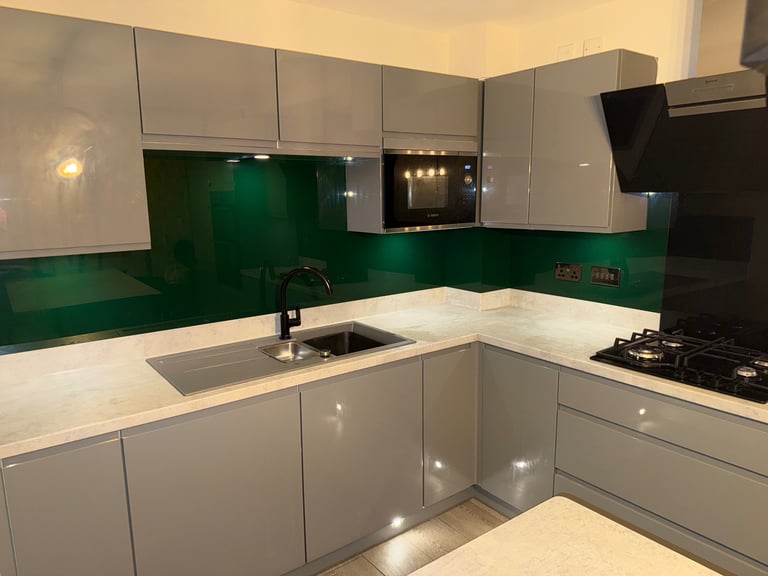 Symphony Kitchen with Appliances 