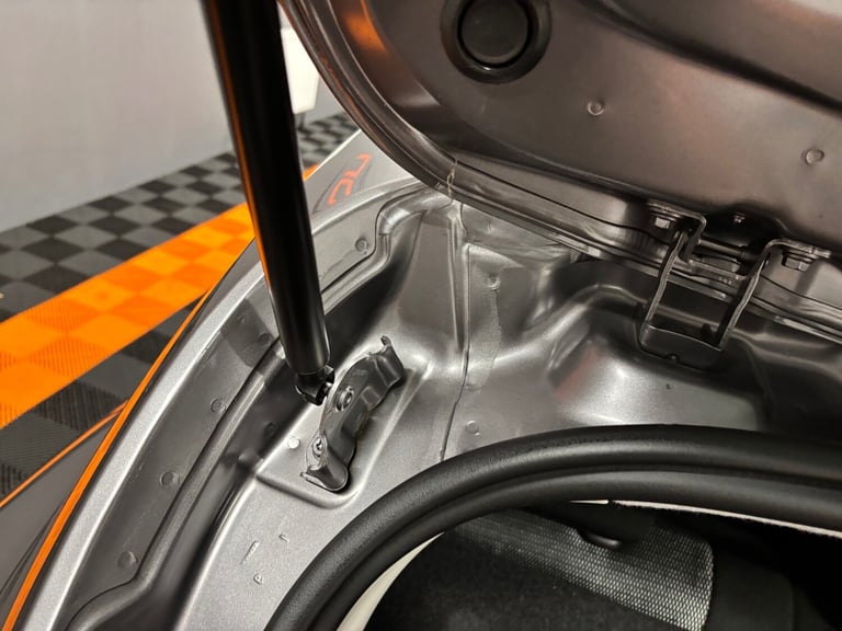 2015 Renault Clio 1.2 16V Dynamique Nav 5dr HATCHBACK Petrol Manual