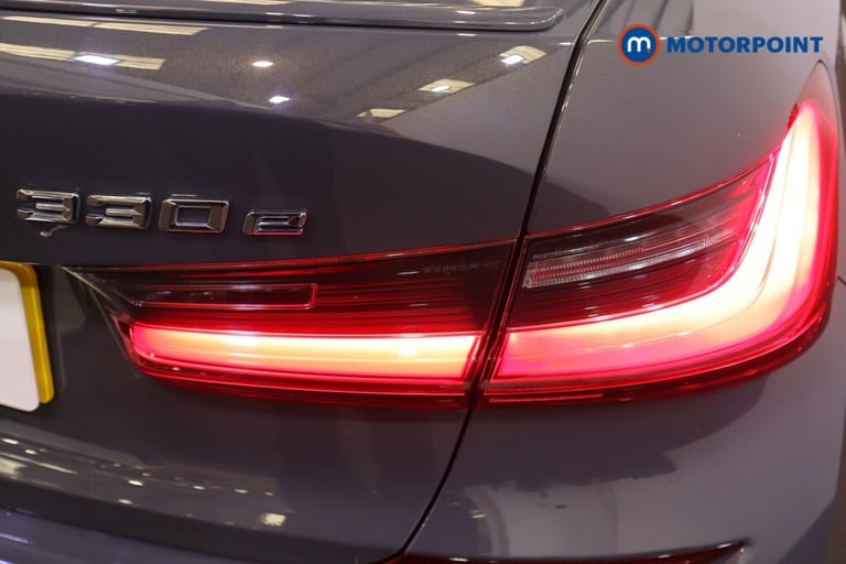 2021 BMW 3 Series 330e xDrive M Sport Pro Ed 4dr Step Auto [Tech Pk] Saloon Hybrid Automatic