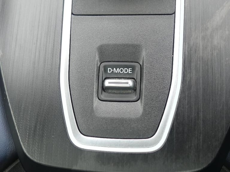 2022 Nissan Qashqai 1.3 DiG-T MH 158 Tekna 5dr Xtronic HATCHBACK PETROL Automatic