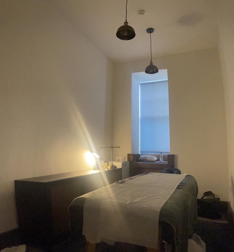 Full body massage with Ruby Smith