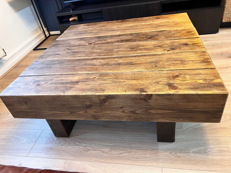 Valmiera Reclaimed Wood 110cm Log Coffee Table – Housing Units