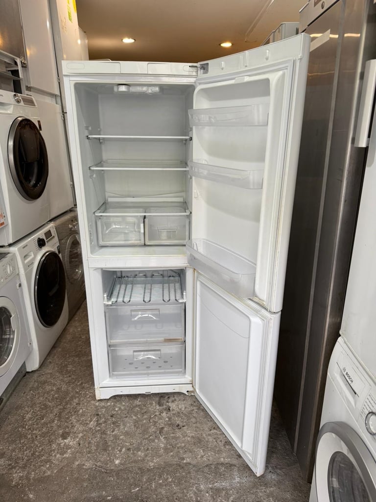 Indesit Fridge Freezer With Free Delivery N Warranty 