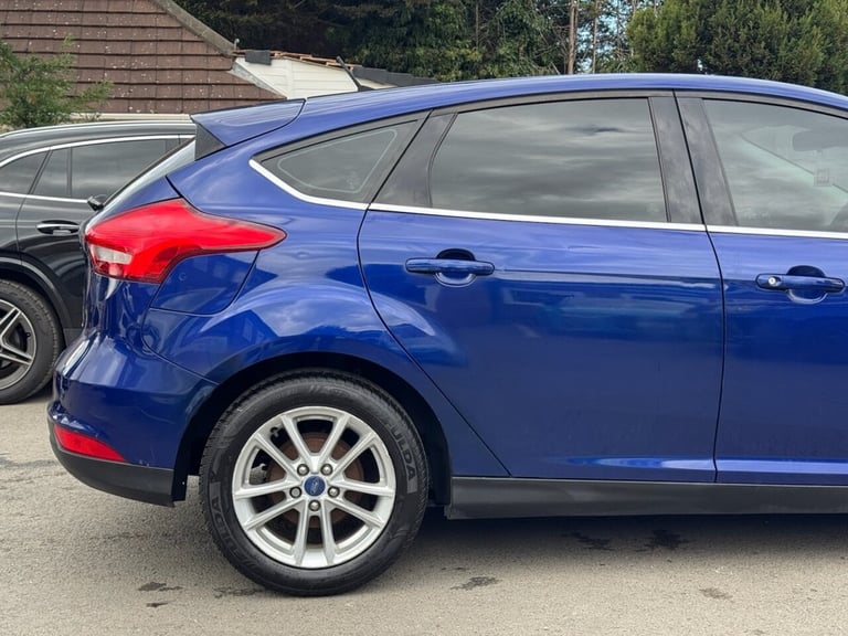 2016 Ford Focus 1.0 EcoBoost 125 Zetec 5dr Auto HATCHBACK PETROL Automatic