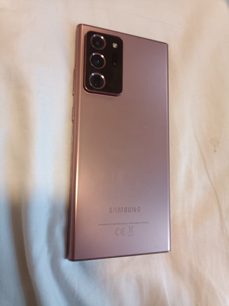Samsung note 20 256gb very good.