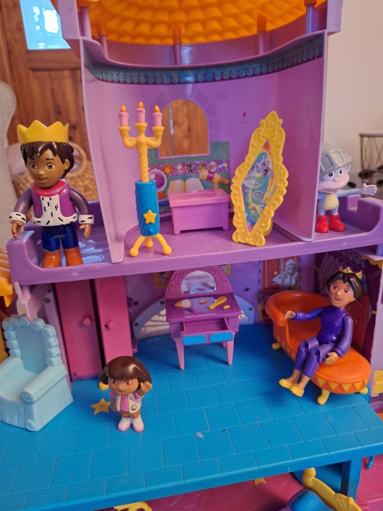 Kids play castle with furniture & people 