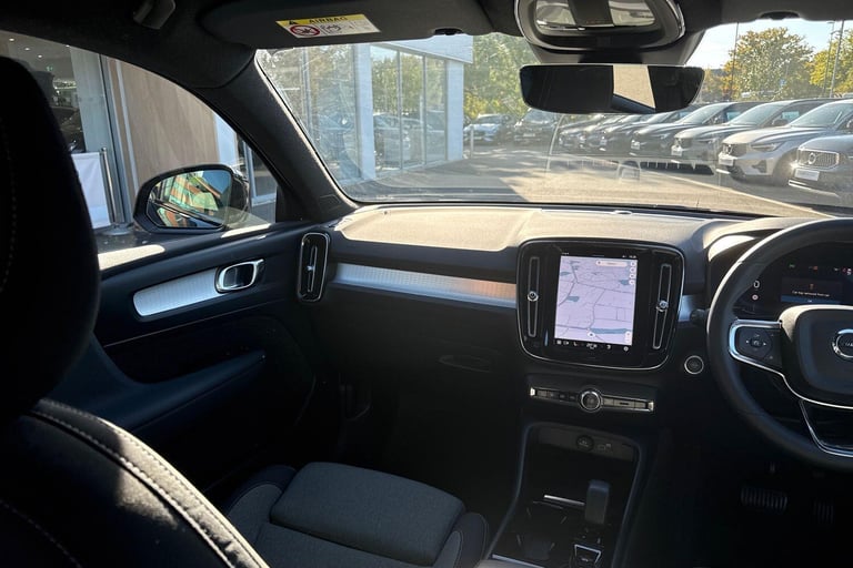 2023 Volvo XC40 2.0 B3 MHEV Plus SUV 5dr Petrol Hybrid DCT Auto Euro 6 (s/s) (163 ps) ESTATE Petr...