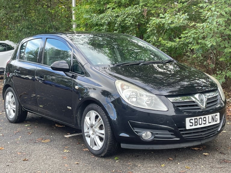2009 Vauxhall Corsa 1.2i 16V Design 5dr HATCHBACK Petrol Manual