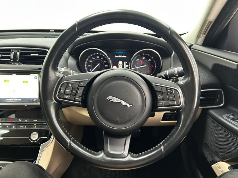 2016 Jaguar XE 2.0d Prestige Saloon 4dr Diesel Auto Euro 6 (s/s) (180 ps) F/S/H Saloon Diesel Aut...