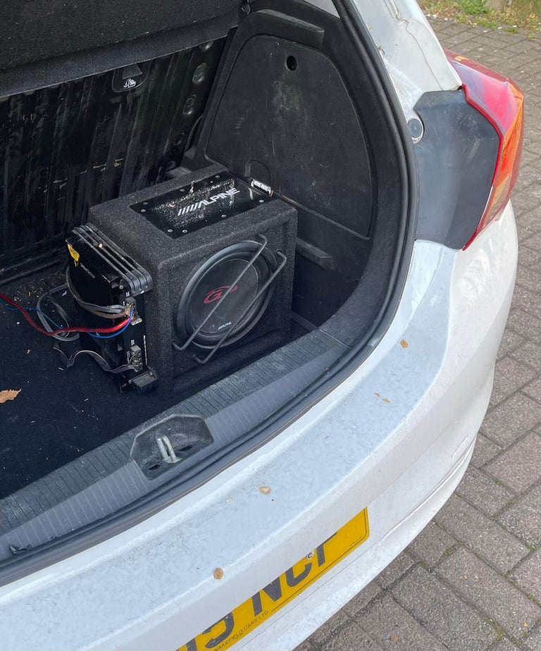 Vauxhall, CORSA, Hatchback, 2015, Manual, 1229 (cc), 3 doors (Excellent Condition)